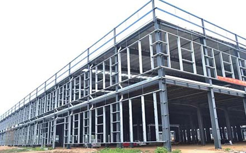 清水钢结构厂房设计中的荷载与结构选型要点